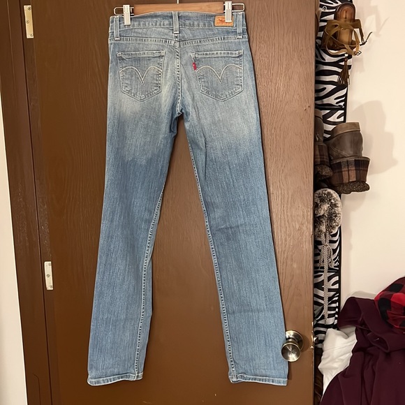 Levi’s blue jeans - Picture 5 of 6
